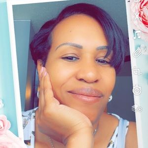 Meet your Posher, Gladys